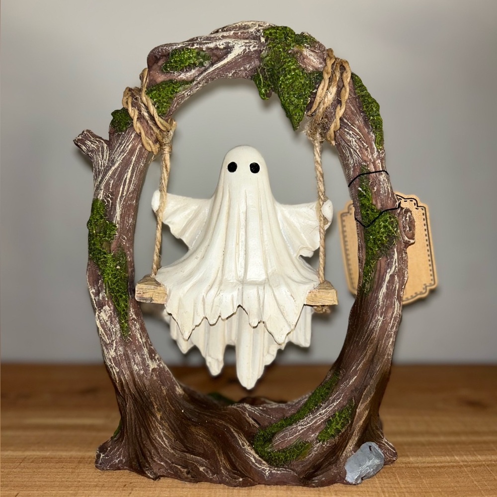 NWT Sweet Street Halloween Ghost on a Swing